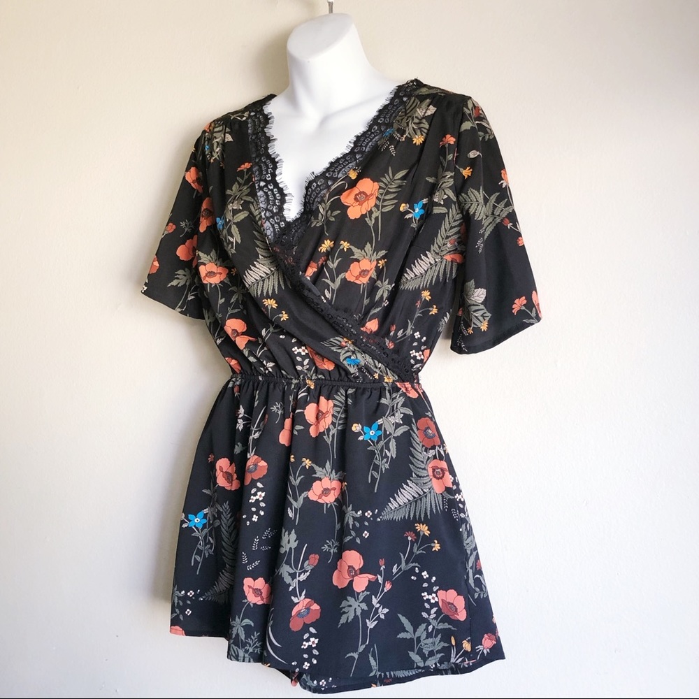 SOLD❤️ Black Boho Floral Romper - Picture 7 of 7